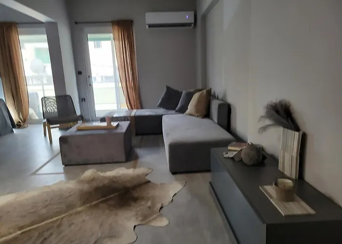 Tatami Zen Apartment